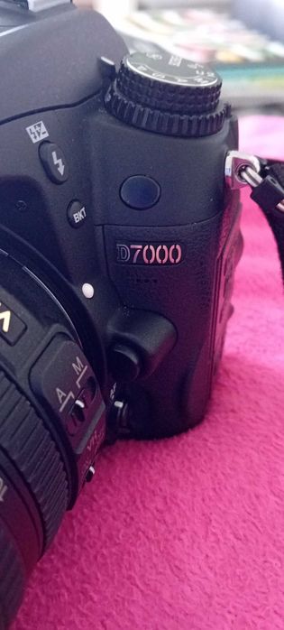 Nikon D7000 objetiva 18-105 mm