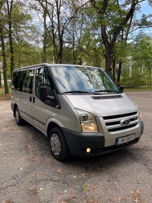 Ford Transit 8 Osób 2.2 TDCI 130KM Hak Klima