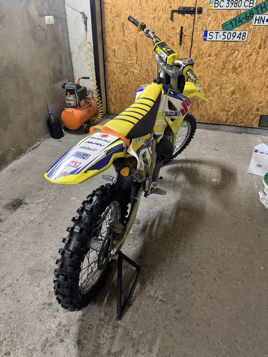Suzuki rm125 enduro cross