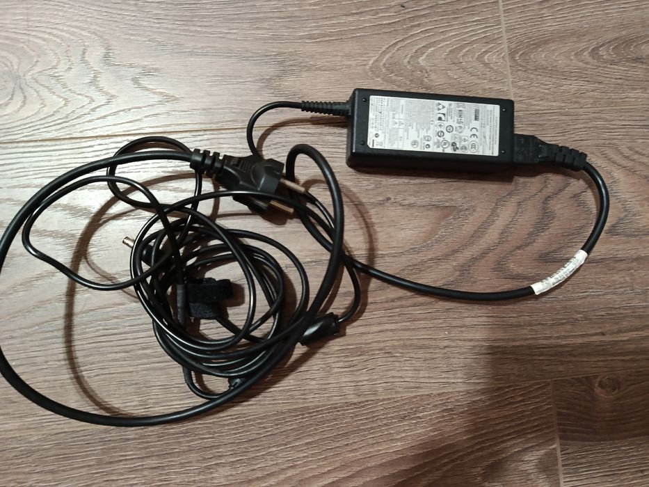 Ноутбук Samsung R60 Plus