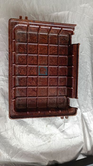 Кришка аккумулятора Газ и ЗАЗ