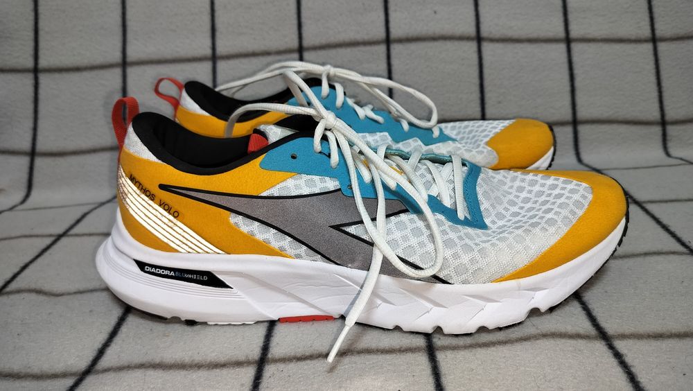 Кроссовки Diadora Mythos. Размер 47, 5