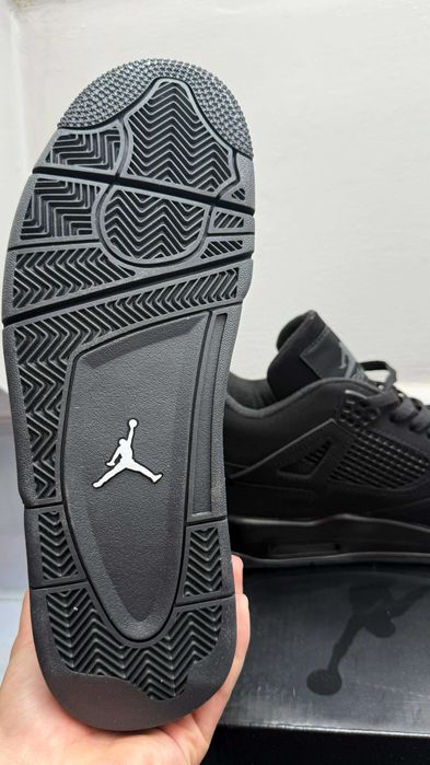 Air Jordan 4 Retro – czarne | Rozmiar 45