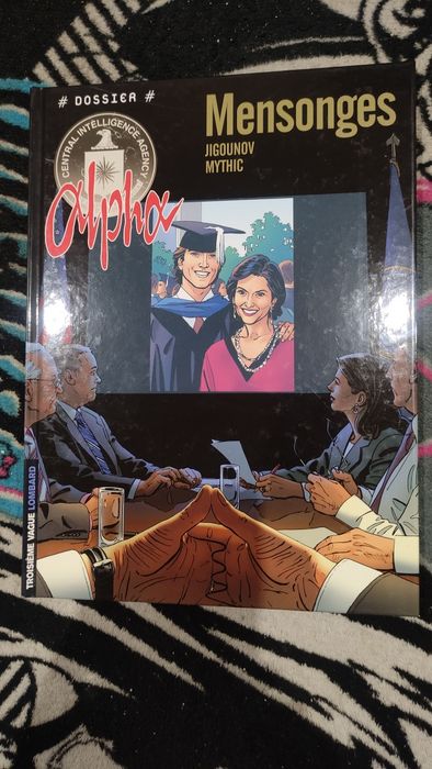 Livro Banda Desenhada Antiga " Mensonges"