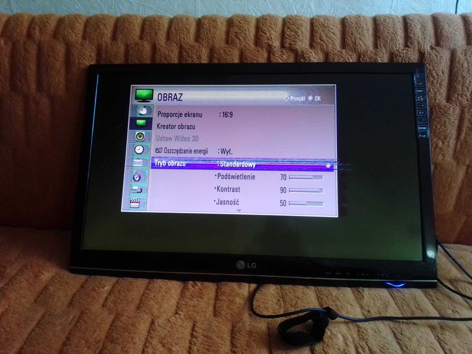 Telewizor LED Lg DM2780D-PZ