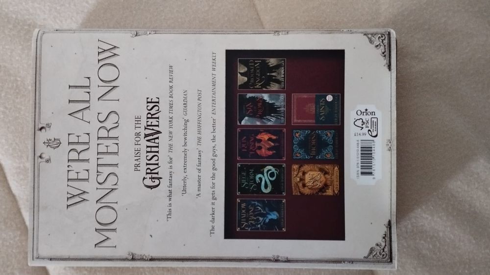 "Rule of wolves" de Leigh Bardugo em capa dura