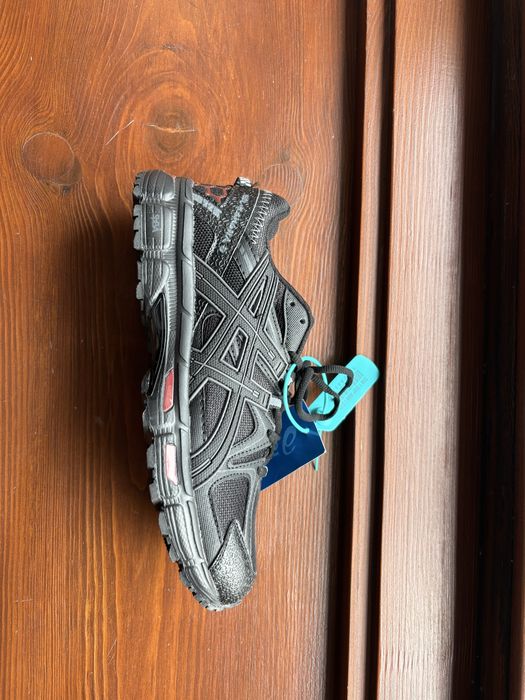 Кросівки Asics нові