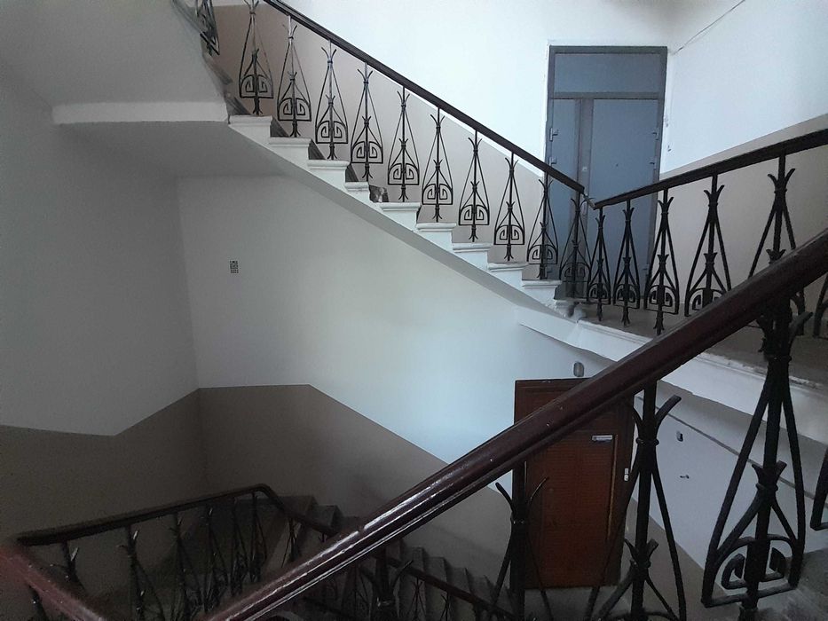Срочно продам 2-х ком. квартиру в Центре. Бельгийка