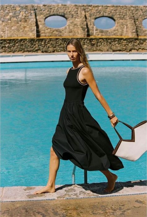 Сукня міді від Zara