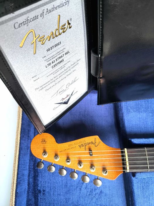 Fender® Custom Shop Limited '63 Stratocaster '2023 Burgundy Mist