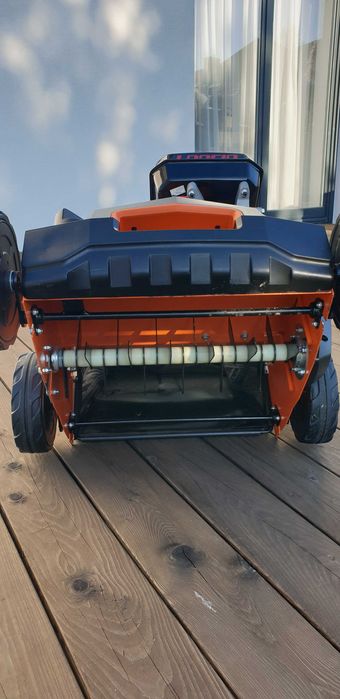 Wertykulator spalinowy aerator OM Line WE40L Oleo-Mac NOWY!!!