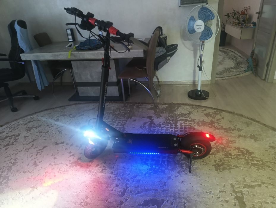 Продам електросамокат kugoo kirin m4 pro+ ,читайте опис!!!