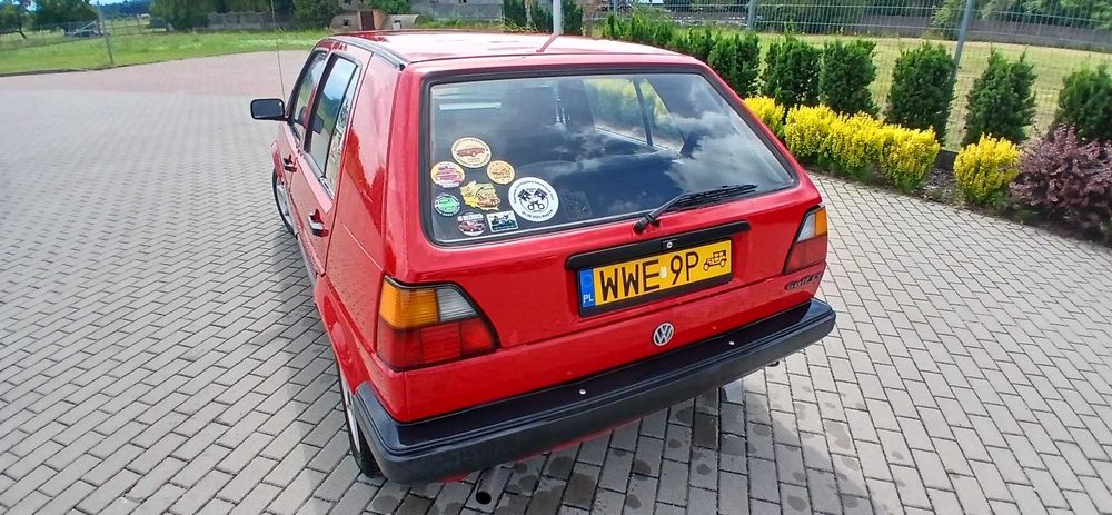Volkswagen Golf 2, 1,3 benzyna, 1991 rok - zabytkowy - żółte tablice