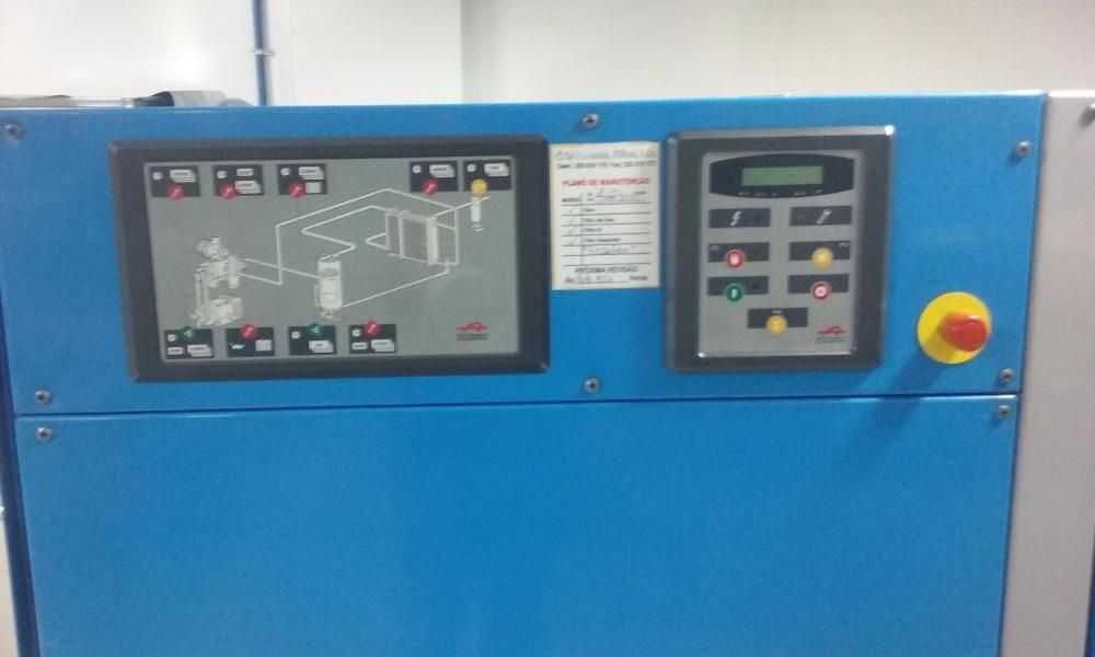 Compressor de Parafuso Rollair 4000
