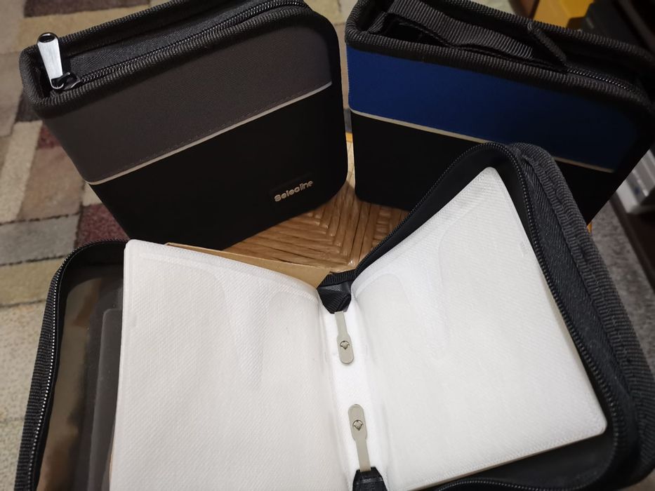 Porta CDs, novos e semi-novos