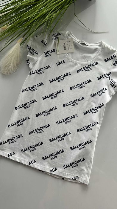 T- shirt podkoszulka biała nowa z metką  100% bawełna