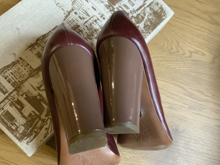 Szpilki Ryłko Estima, skóra, r. 37, stan bardzo dobry