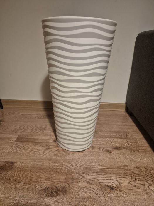 Donica wysoka plastikowa 56cm