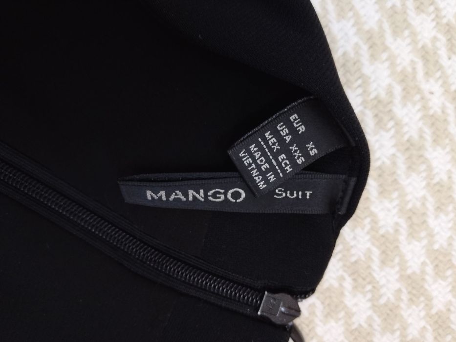 Чорний комбез Mango