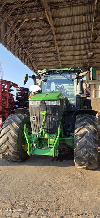 Ciągnik rolniczy John deer 7R 330 Claas Axion  960