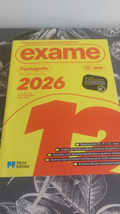 Vendo livros de preparação para exames nacionais 11° e 12° Ano (história /português/filosofia)