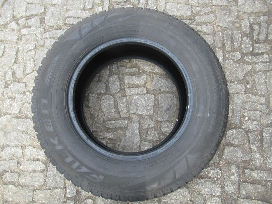 Opony zima 4szt FALKEN EUROWINTER HS449 215/70R16 100T 1879
