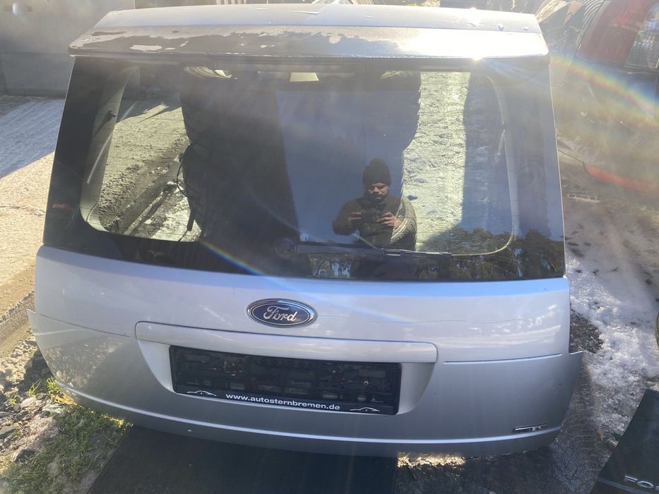 Кришка багажника кляпа Ford Cmax 2003-2010