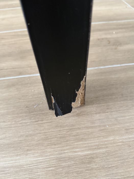 Mesa IKEA BJURSTA em Muito Bom Estado – Oportunidade