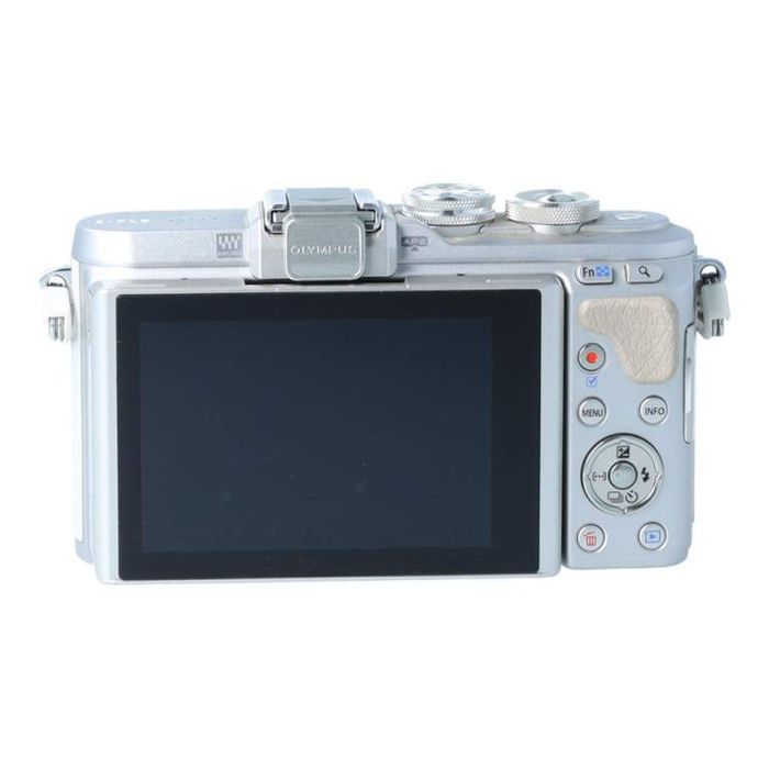 Olympus PEN E-PL8 biały Cyfrowe.pl Warszawa ul. Woronicza 24, lok