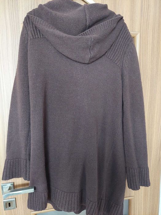 sweter brązowy z kapturem XL