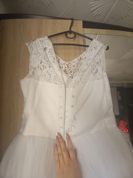 Весільна сукня, пишна, корсет, мереживо, синій декор, НЕ ВІНЧАНА