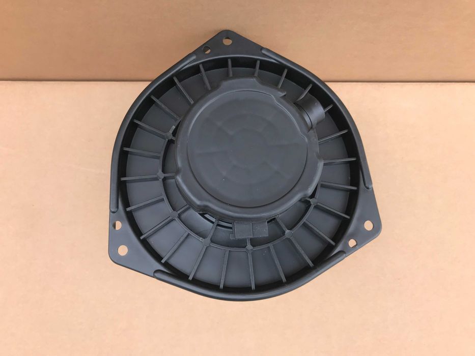 Моторчик печки вентилятор Mitsubishi L200 (05-15)