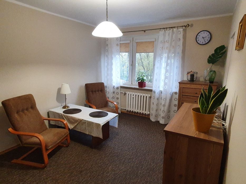 Przytulna, dobrze skomunikowana kawalerka w Gdyni Chyloni