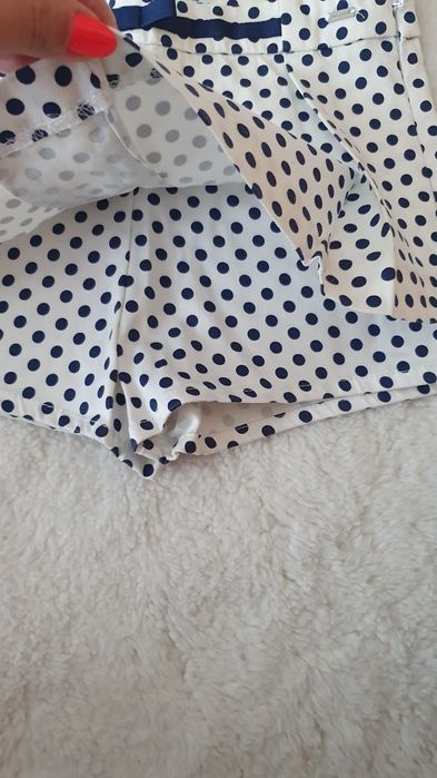 Conjunto calção-saia da Mayoral mais t-shirt - menina 6 anos