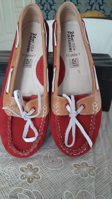 Продам мокасины новые кожаные