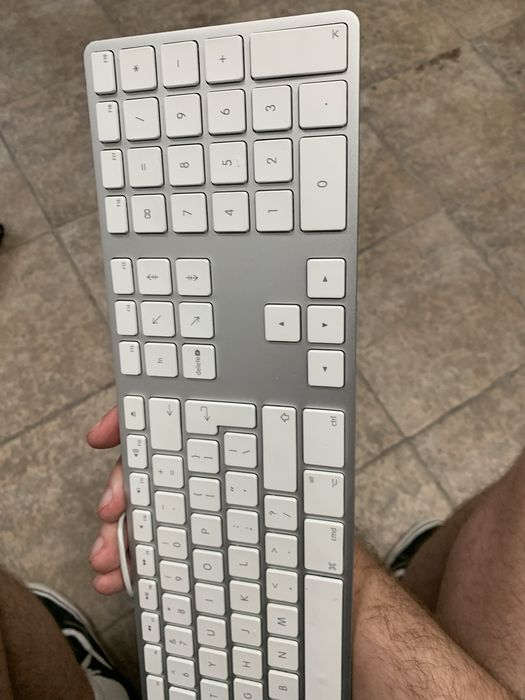Клавіатура apple