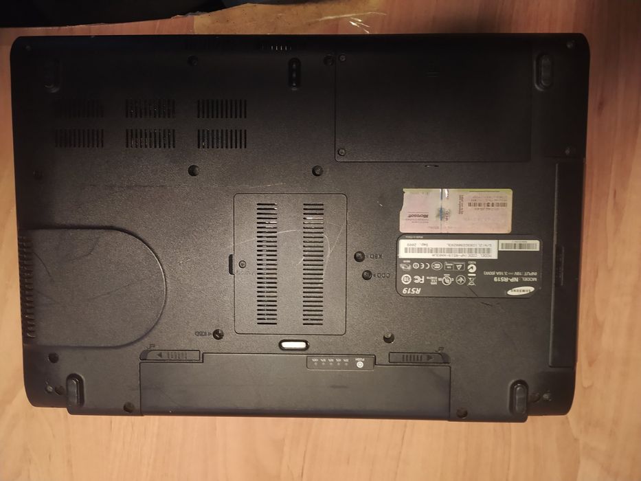Ноутбук Samsung R519