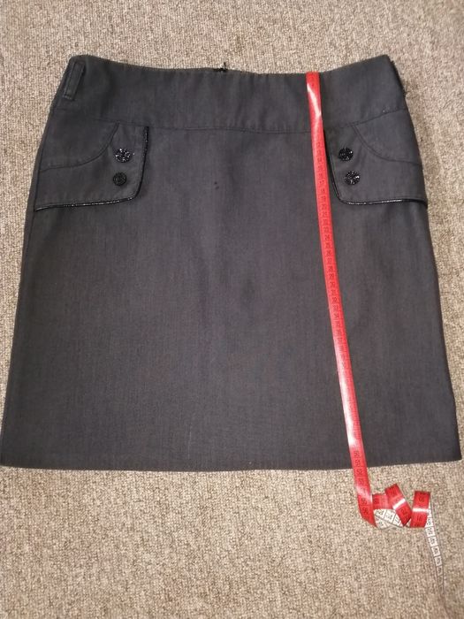 Спідничка чорна, завужена