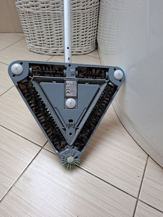 bezprzewodowa, akumulatorowa szczotka elektryczna