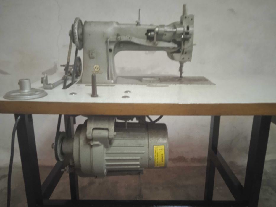 Maq. de Costura Industrial, Marca Dürkopp Bom Estado Propria p/ Couro