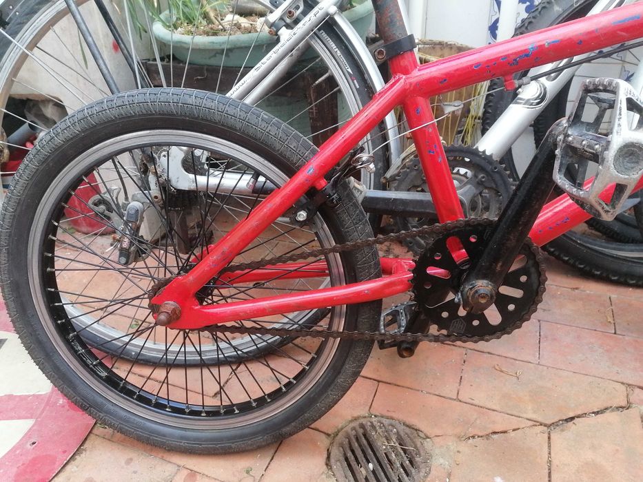 BMX antigo mas duro