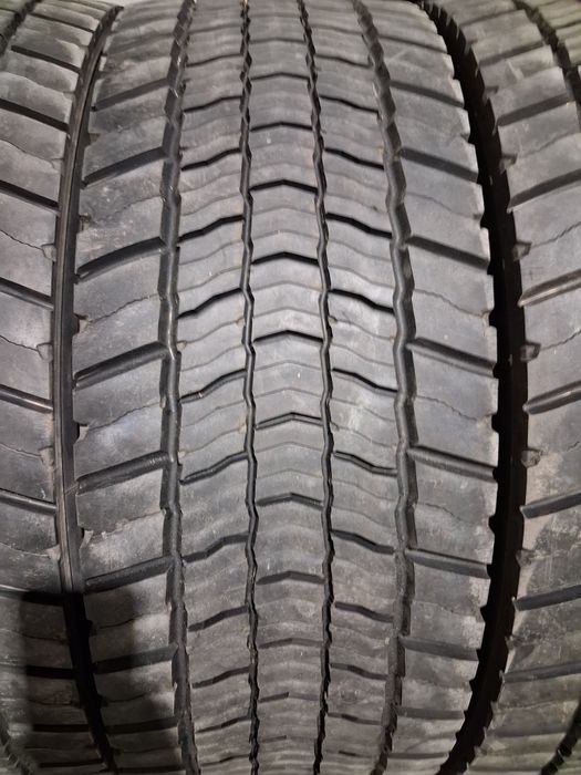 Opony ciężarowe 4x  315/70r22,5 Michelin oryginalne