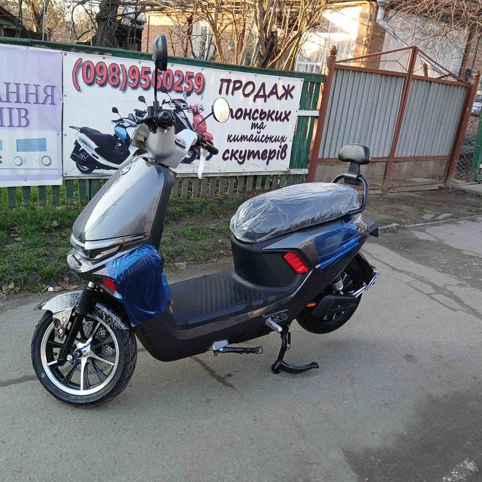 Новинка Елетроскутера SokMoto  E9 GT 2999W  72V28A
