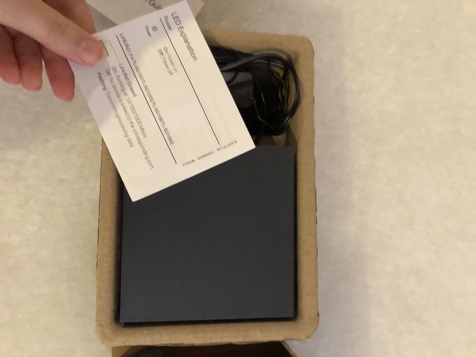 Desktop/wall-mount 8 inputs64585881092995122