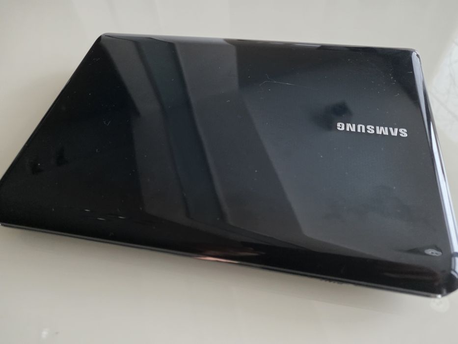 Нетбук Samsung N220 (NP-N220-JA02UA)