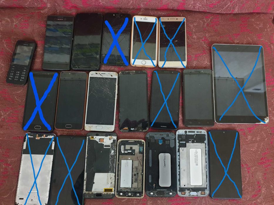 телефоны одним лот 39 шт за ВСЕ+12 защитный стекол на IPhone 12 mini