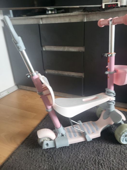 Hulajnoga dla dziewczynki scooter