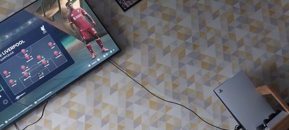 Playstation 5 з дисководом і підпискою до квітня