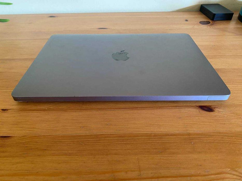 MacBook Air 2018 13.3" Retina, Intel Core i5, 8GB RAM, 128 SSD