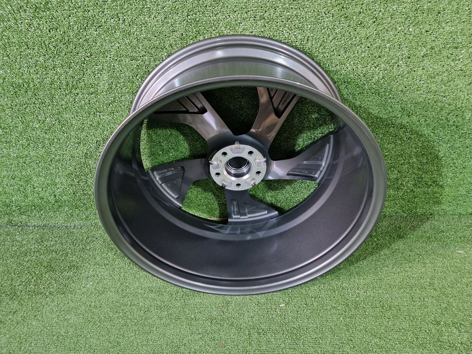Диски R22 5 x 112 CB 66.5 Audi  Q7 Q8 DAU107